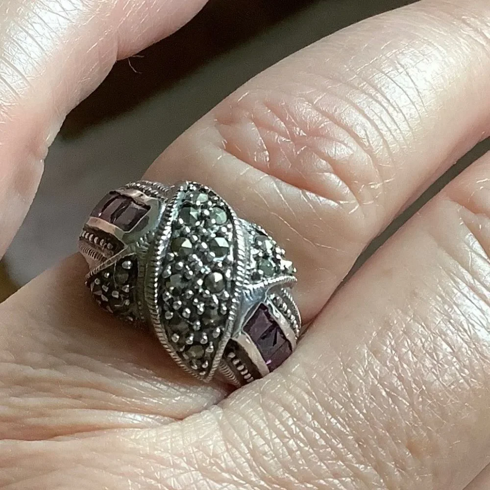 STERLING SILVER 925 AMETHYST MARCASITE BEAUTIFUL RING SIZE US 7.5​